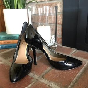 BCBG Paris 'Jaze' Pumps